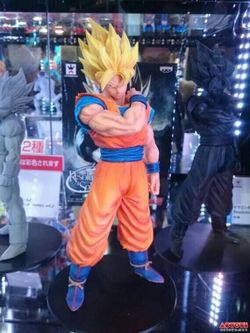 Goku figure at Dragon ball