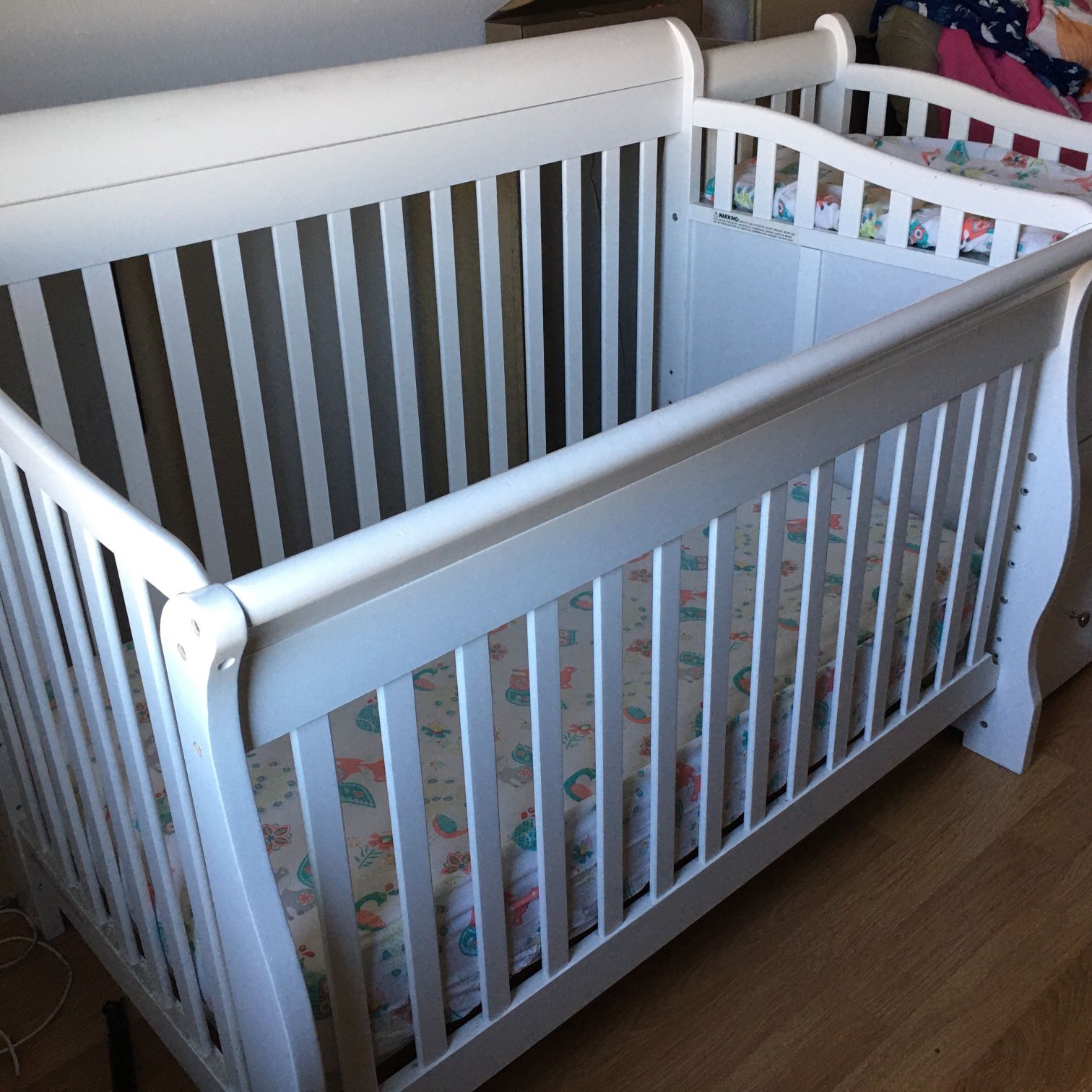 Crib With Changing Table W/ 5 Mattress Covers