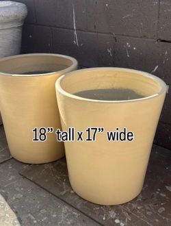 Offer of the week set or clay planters 18”x17” $60 for the pair
