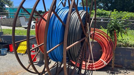 HDPE SDR-13.5 Duct 1.25” 2,296 linear feet, $950