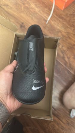 Nike 13.5