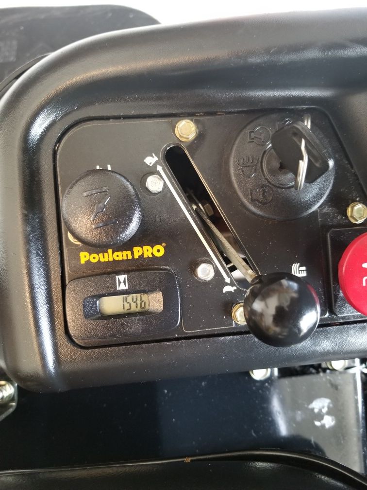 Poulan PRO P46ZX 46 in. 22 HP Gas Zero Turn Riding Mower. Great
