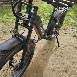 luxevēlo electric bike