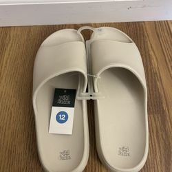 Wild Fable Sandals Size 12