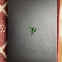 Razer Blade Laptop Pro Fall 2019 17.3 With i7 9750 h RTX 2070 