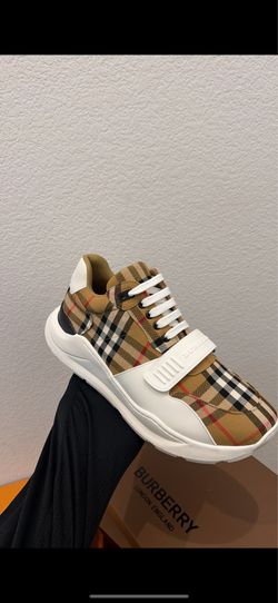 Burberry shoes
