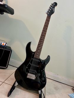 Yamaha EG112C2 HSS Electric Guitar – Excellent Condition