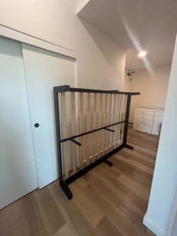 Free Black Wood Queen Bed Frame