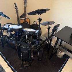 Roland TD-07KV electronic drum set