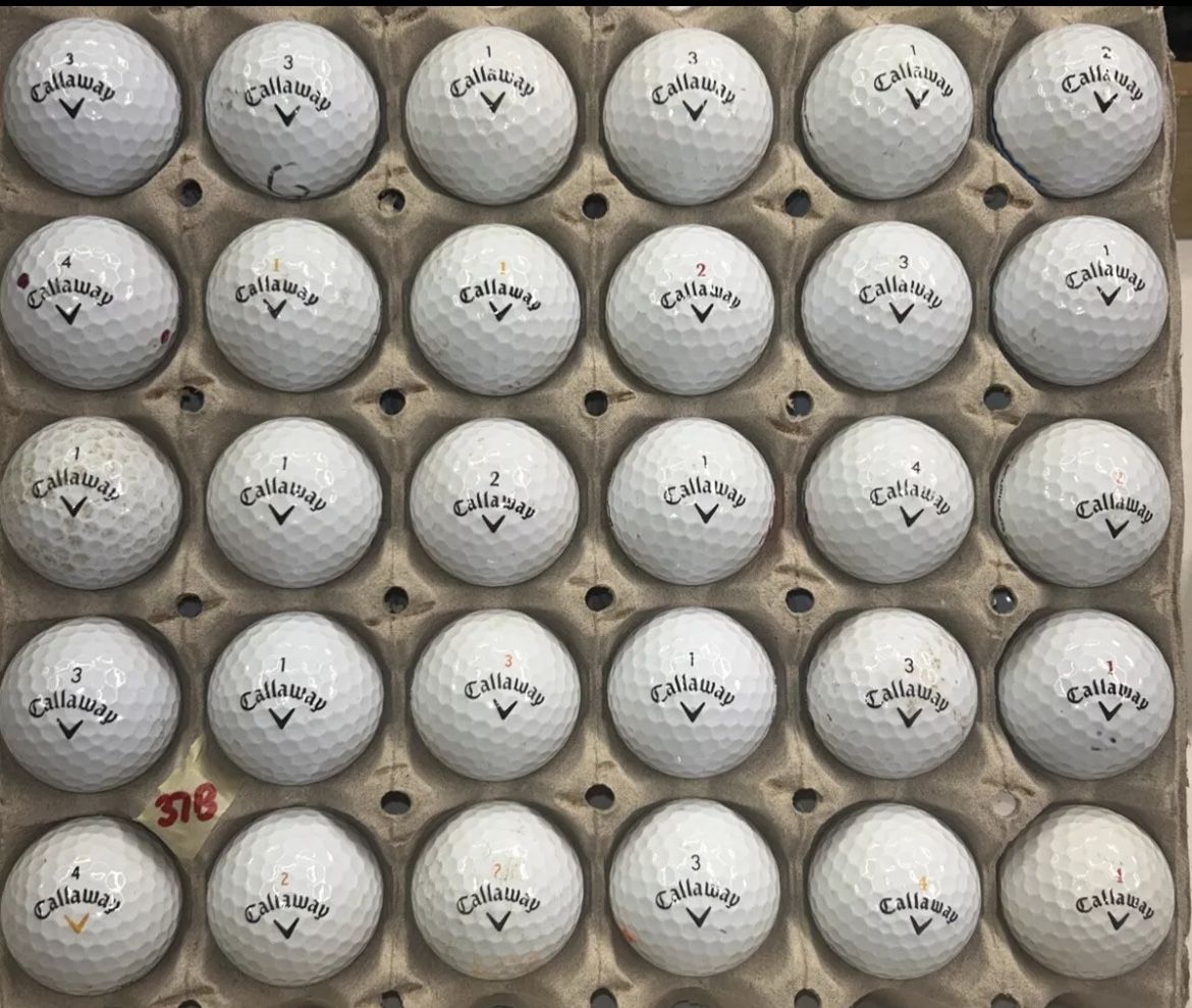 30 Callaway White Golf Balls 4/3a Lot B37