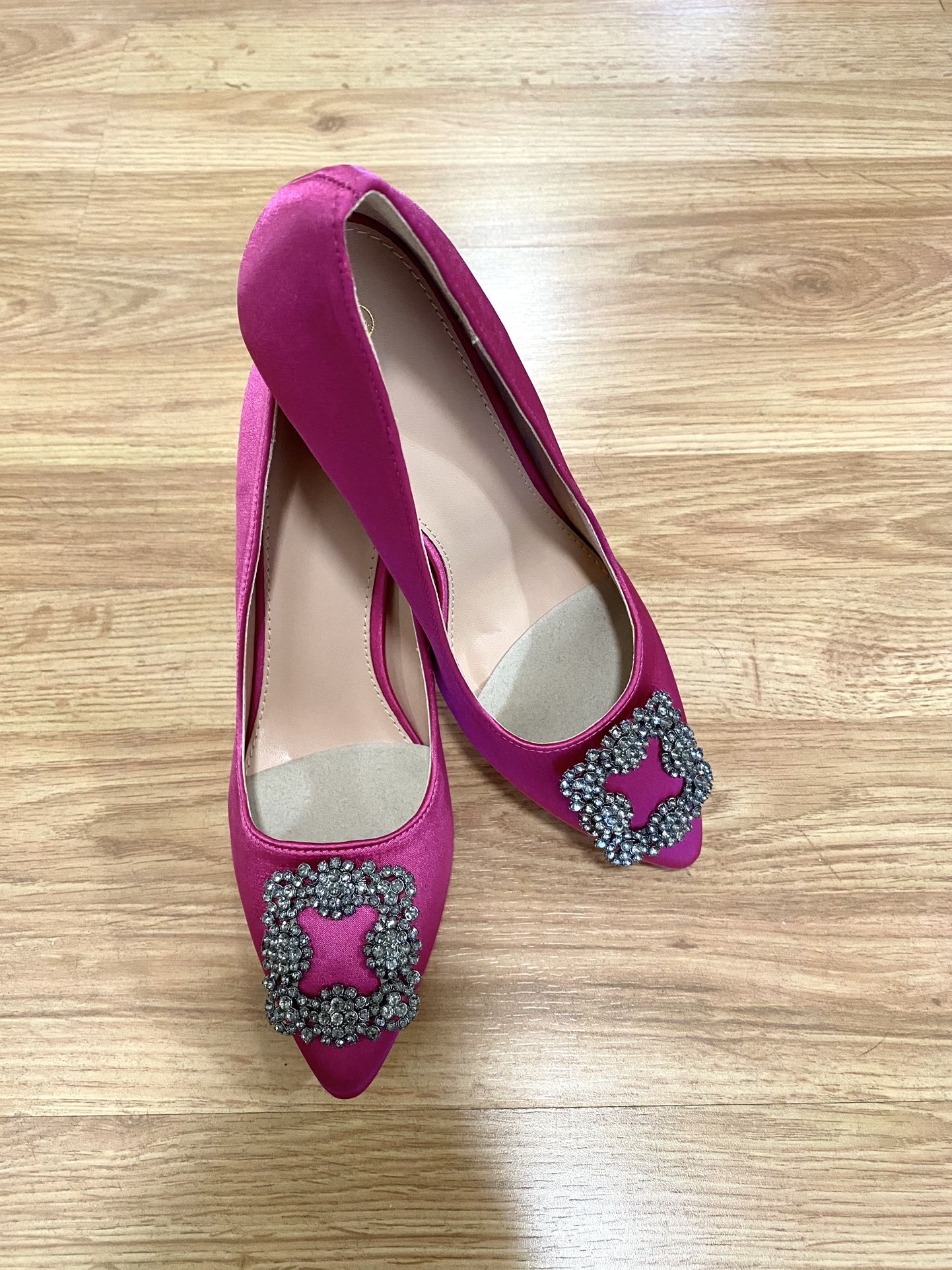 Pink Satin Crystal Buckle Pump - size 6.5 *NEW*