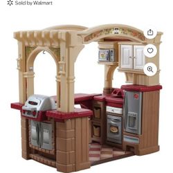 Step2 Grand Walk-in Kitchen Plastic Play Kitchen and Kid Grill, Brown