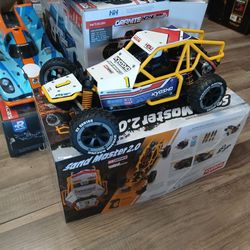 Kyosho beginner RC buggy brand new. Including remote controller