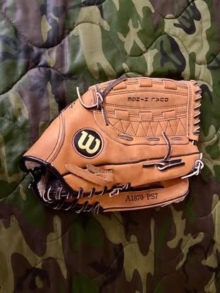 Wilson Pro staff Sweet Spot Leather Fielders Glove RH