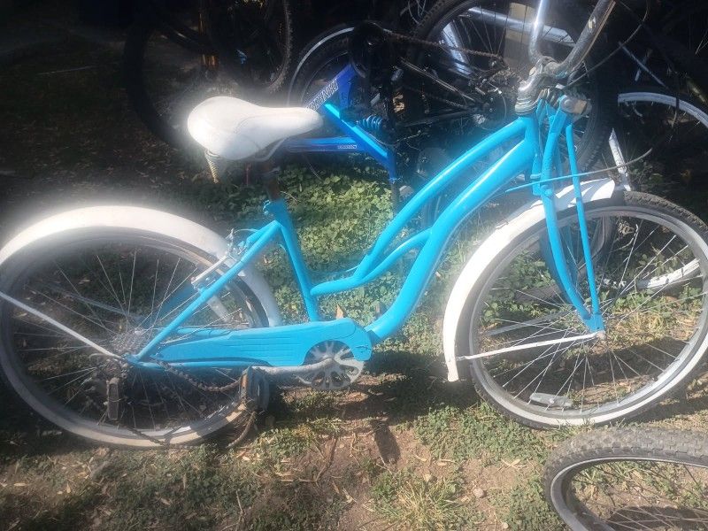 26" Cruiser Bikes- Schwinn and Kent brand