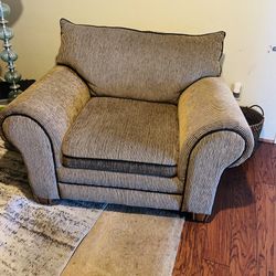 Comfy Sitting Chair….Great Deal!!!