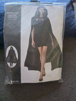 BLACK HOODED CAPE