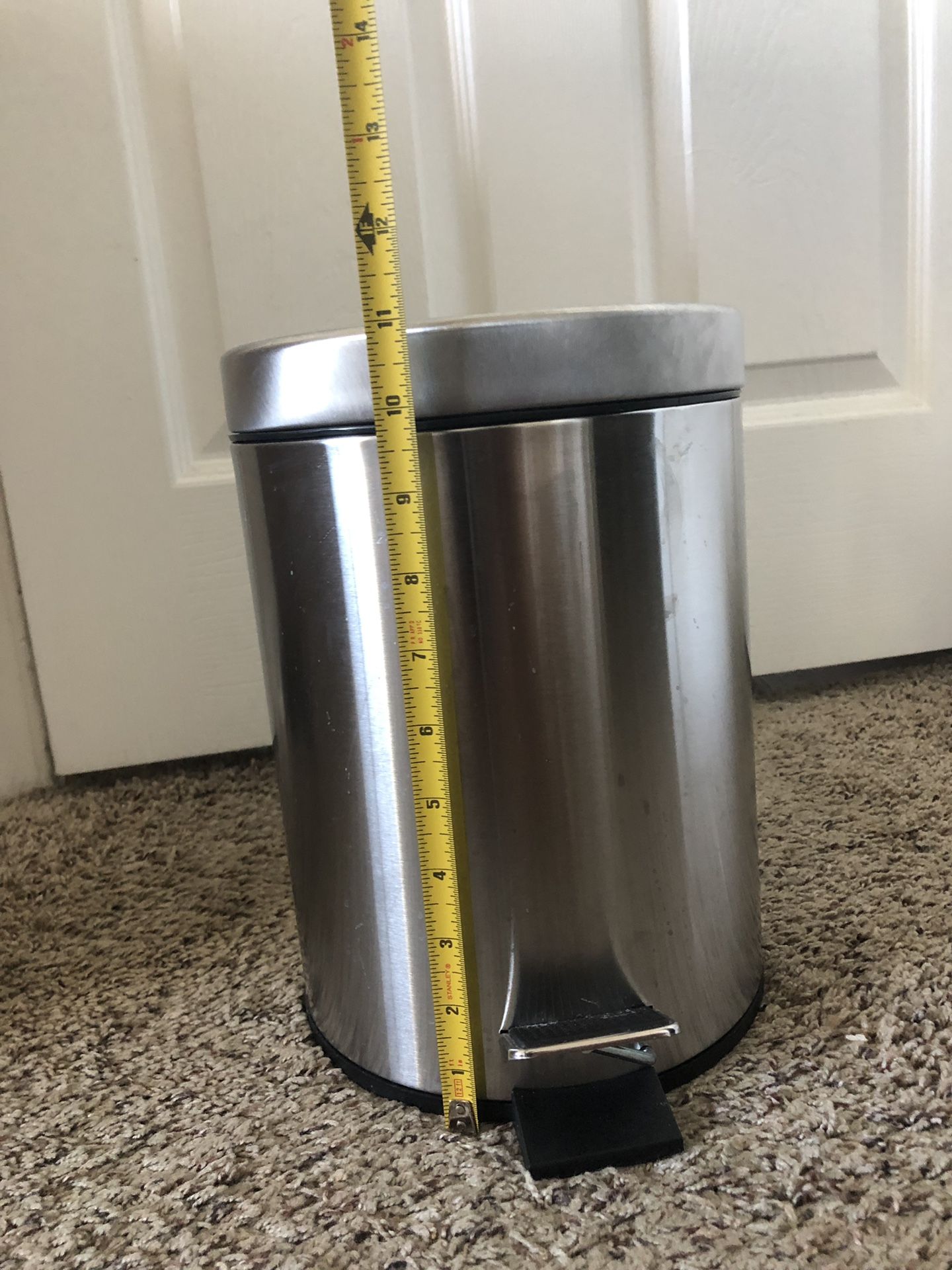 IKEA Metal Trash can / Garbage bin for Sale in Las Vegas, NV OfferUp