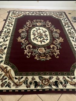 Carpet  Good condition  W 94 1/2 inch L  124 1/2 inch