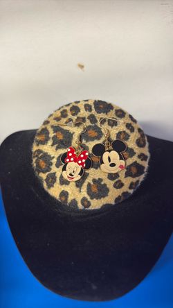 Disney Mickey, Minnie earrings NEW