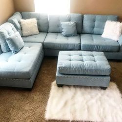 Brand New Light Blue Linen Sectional Sofa +Ottoman (New In Box) 