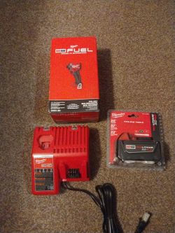 Milwaukee M18 Fuel Impact Driver Kit