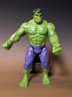 12 in. incredible hulk figurine