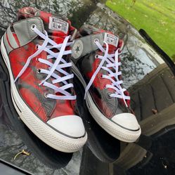 Size 11 Converse Low Top 