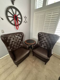 Faux leather tufted wingback 2 Chairs and Table