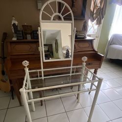 Vanity Mirror 