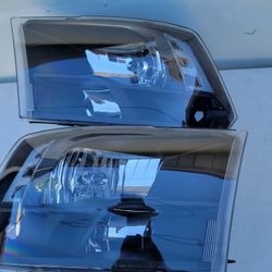09-18 Ram Headlights Luces Micas Calaveras Faros Faroles