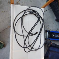 HDMI Cable And Displayport Cable 