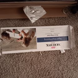 Mohawk Rigid Vinyl Flooring (7 Planks)