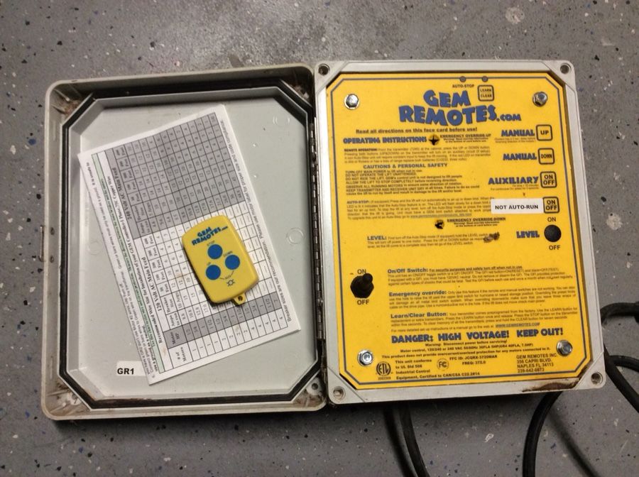 Wireless boat lift control system by Gem Remote for Sale in Plano, TX