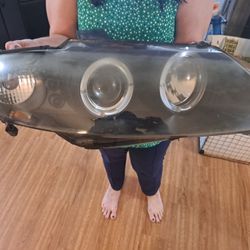 06 Gto Right Side Head Light