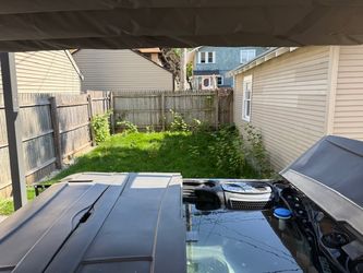 2023 Lightly Used Catalina Spas Carlton Hot Tub 100-500 Hours - Milwaukee, WI