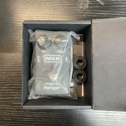 MXR M152 Micro Flanger Guitar Effects Pedal