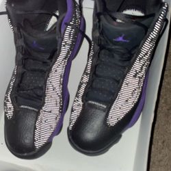 Air jordan 12 retro (purple n black) size 12