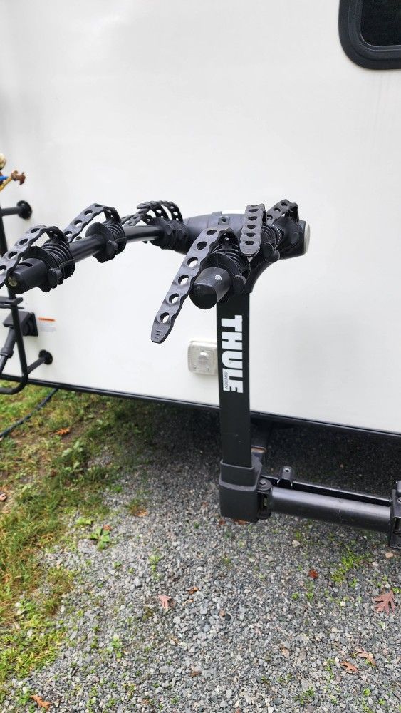 Thule Apex XT Swing 4 Bike Hitch Rack