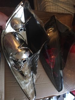 Tail lights for a Pontiac G6 05 the 2010 brand new
