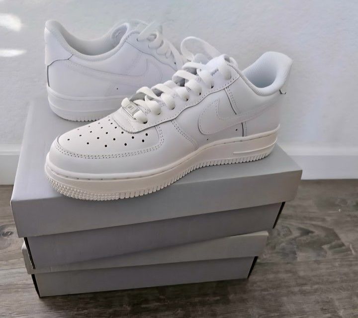 Nike Air Force 1 Low Womens Size 6.5