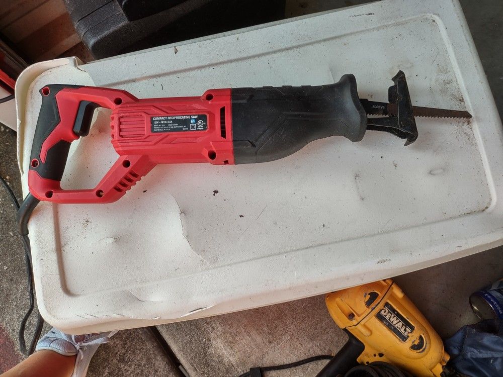 Hyper Tough 120v 60 Hz 6.5a Model 3328