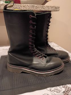 Dr.Martens 14 hole boots.