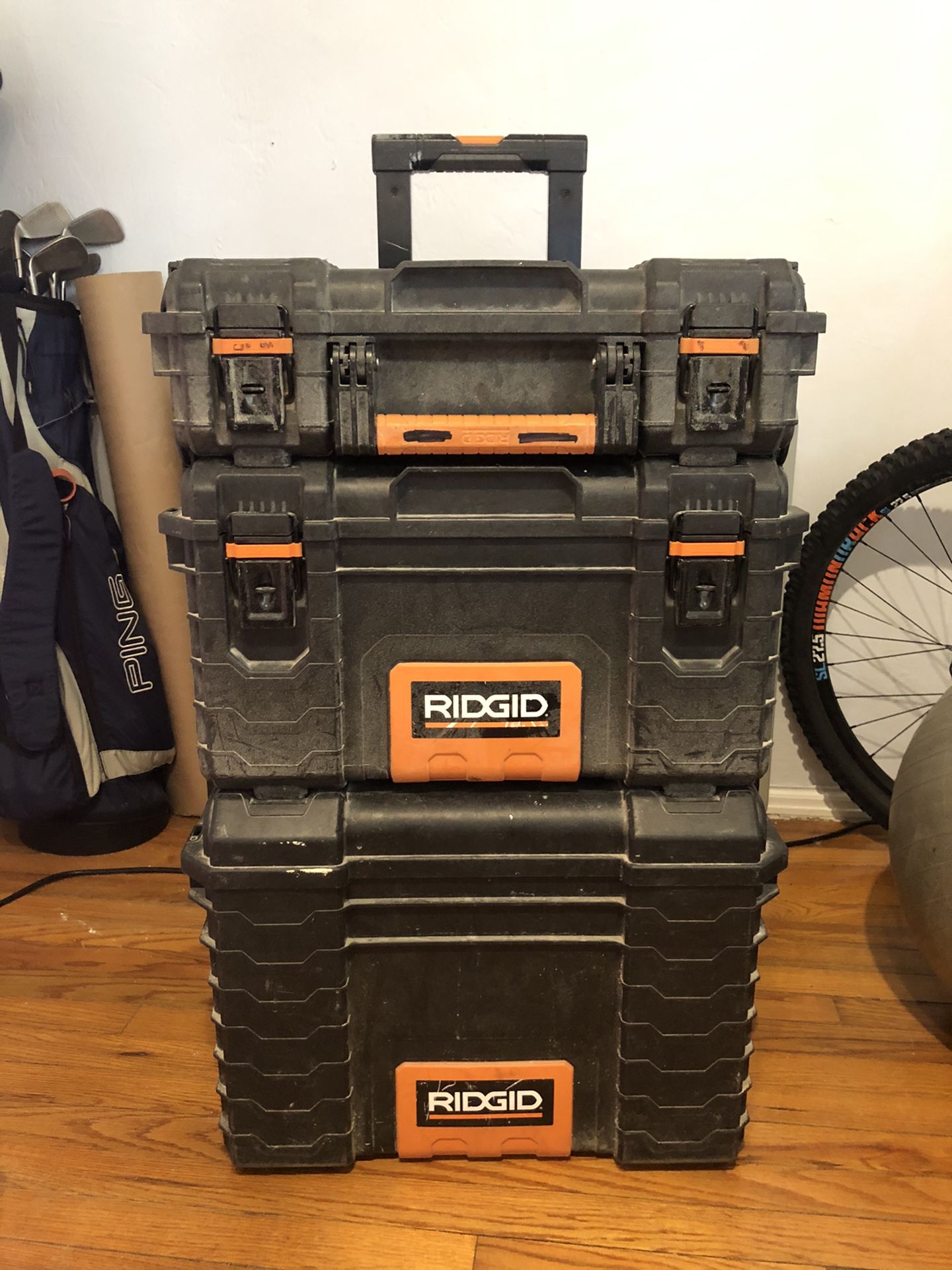 Ridgid 3 stackable tool boxes with tools!!!