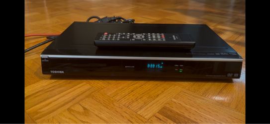 Toshiba DR430KU DVD Recorder (Excellent Condition)
