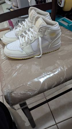 Jordans size 6y