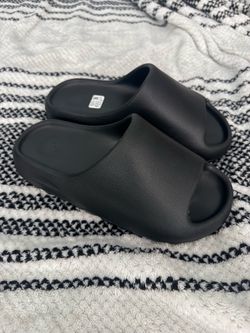 yeeze slide