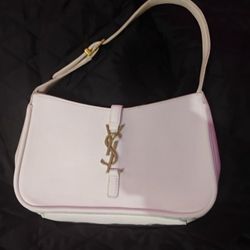 SLIGHTLY USE NEW Saint Laurent 