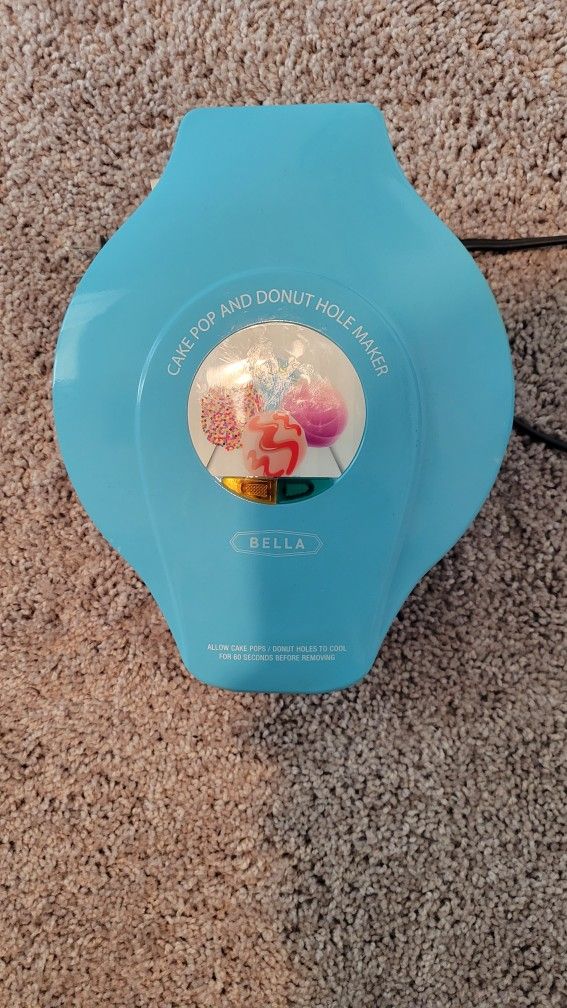 CakePop And Doughnut Hole Maker