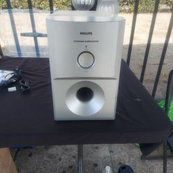 PHILIPS POWERED SUBWOOFER